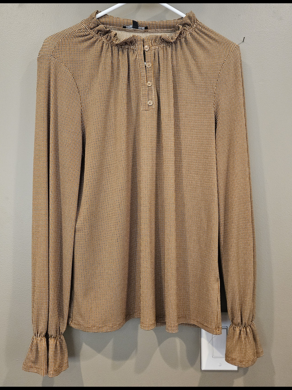 Women's Long-Sleeve Ruffle Neck Blouse - Tan